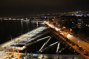 Makedonia Palace