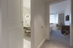 Makedonia Palace