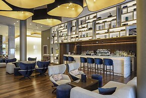 Makedonia Palace