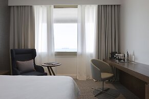 Makedonia Palace