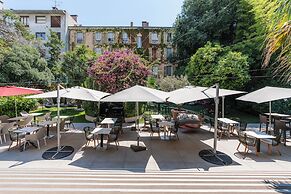Villa Victoria