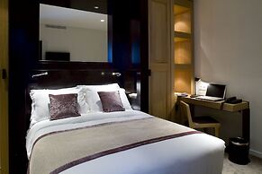 Hotel Marceau Champs Elysees