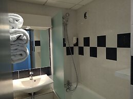 Kyriad Prestige - Bordeaux Aeroport