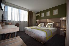 Kyriad Prestige - Bordeaux Aeroport