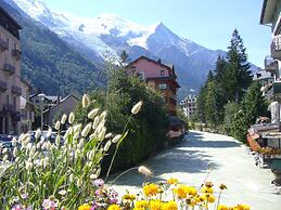 Hôtel La Vallée Blanche