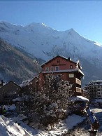 Hôtel La Vallée Blanche