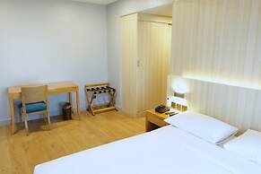 The Linden Suites