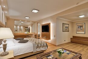 Divani Caravel