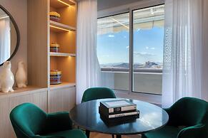 Divani Caravel