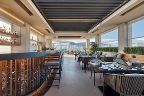 Divani Caravel