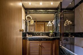 Divani Caravel