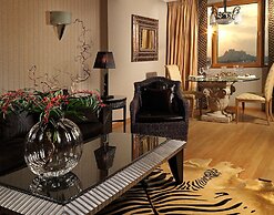 Divani Caravel