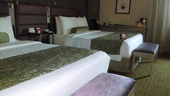 Crowne Plaza Toluca Lancaster by IHG