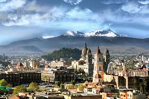 Crowne Plaza Toluca Lancaster by IHG