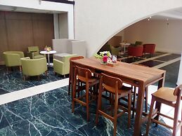 Crowne Plaza Toluca Lancaster by IHG