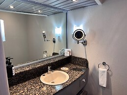 Crowne Plaza Toluca Lancaster by IHG