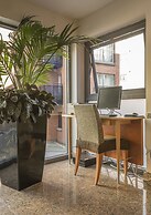 Holyrood Aparthotel