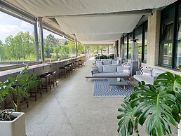 Oca Puerta del Camino Hotel