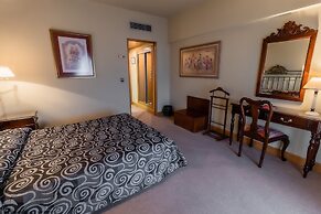 Hotel Alhama