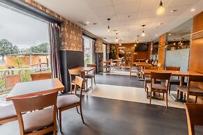 Hotel Alhama