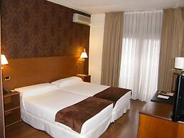 Ipanema Hotel by gaiarooms