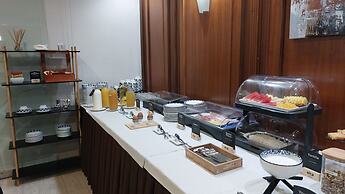 Ipanema Hotel by gaiarooms