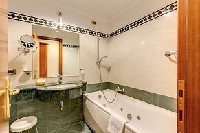 Hotel Contilia