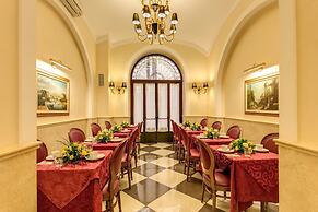 Hotel Contilia