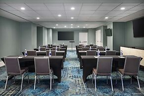 Redmont Hotel Birmingham, Curio Collection by Hilton