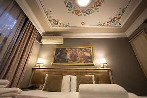 Tashkonak Hotel