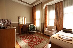 Tashkonak Hotel