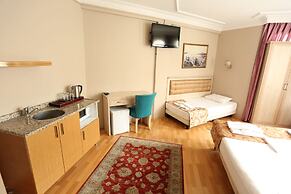Tashkonak Hotel