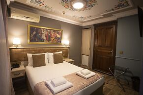 Tashkonak Hotel