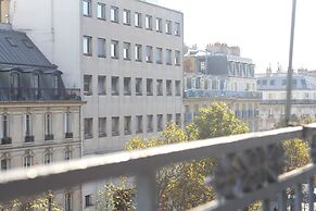 Hotel Cosmotel