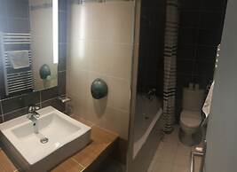 Hotel Cosmotel