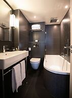 Le Grey Hotel