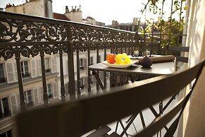 Le Grey Hotel