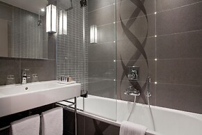 Le Grey Hotel