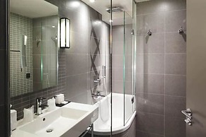 Le Grey Hotel