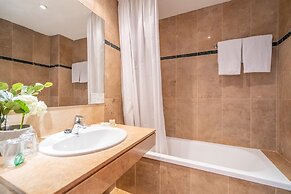 Hotel Glories