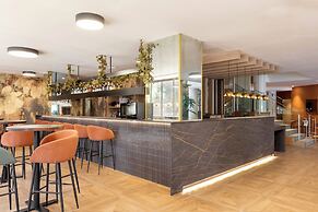 Hotel Acta Piramides