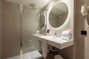Hotel Acta Piramides
