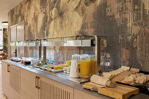 Hotel Acta Piramides