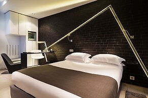 Hotel Arc de Triomphe Etoile