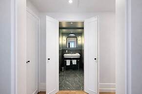 Neuilly Park Hotel