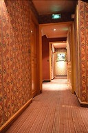 Neuilly Park Hotel