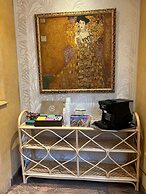 Neuilly Park Hotel