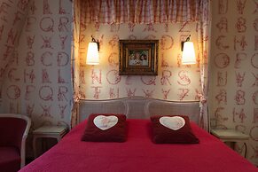 Neuilly Park Hotel