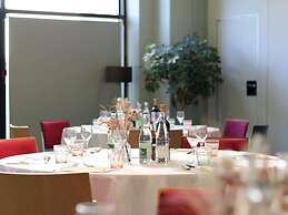 ibis Styles Evry Courcouronnes Hotel and Events