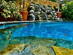 At Wind Chimes Boutique Hotel